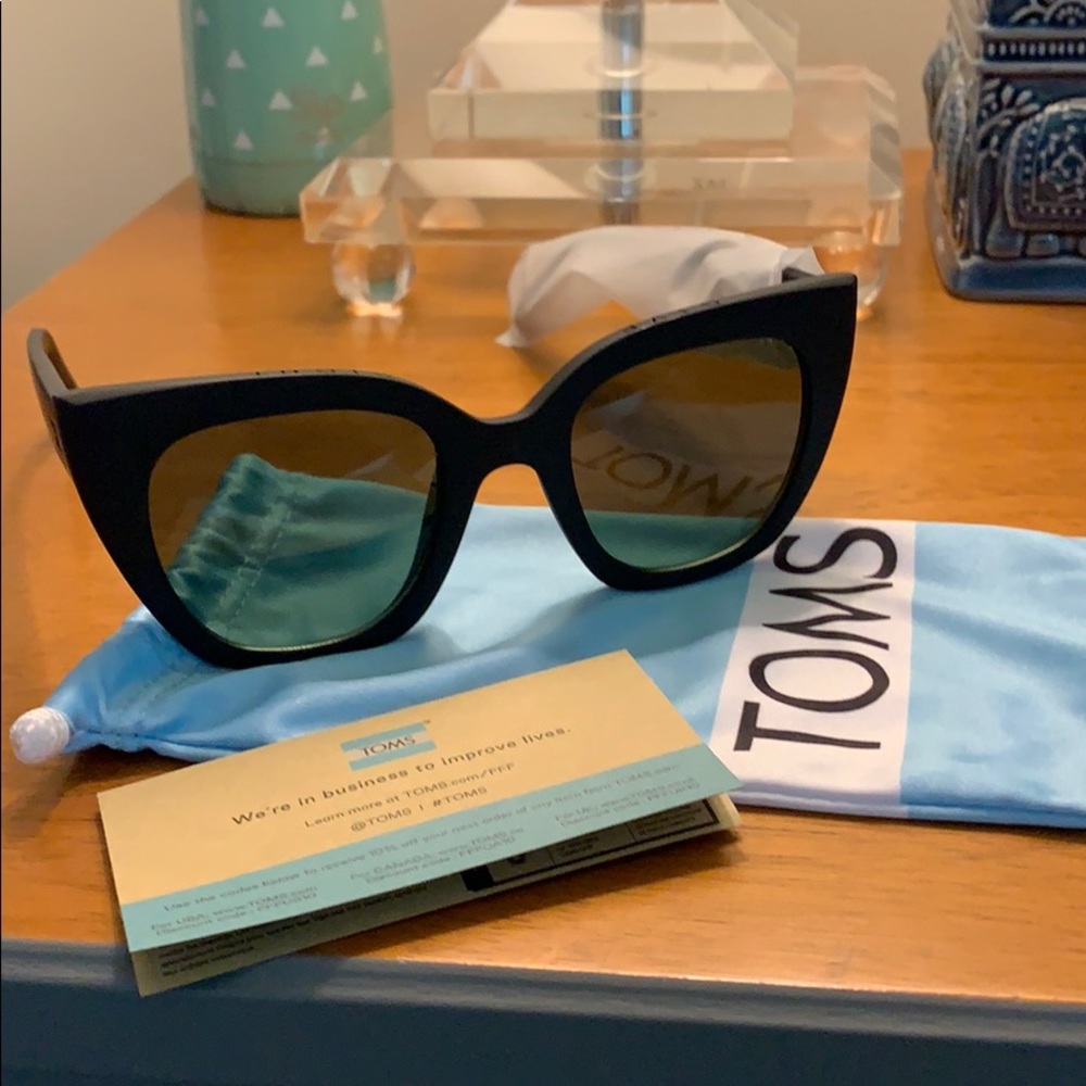 Tom’s Traveler Collection - Sydney Sunglasses